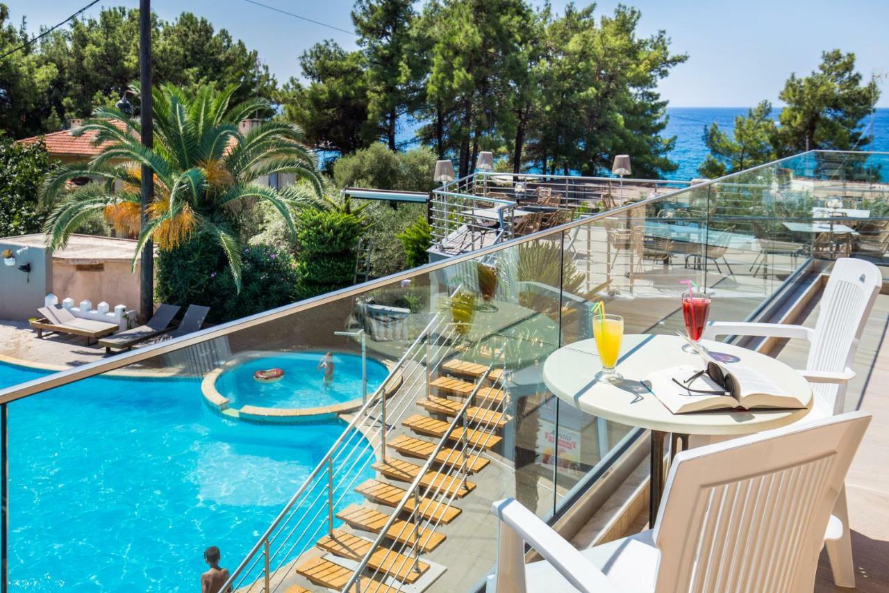 Hotel Potos Buitenkant foto