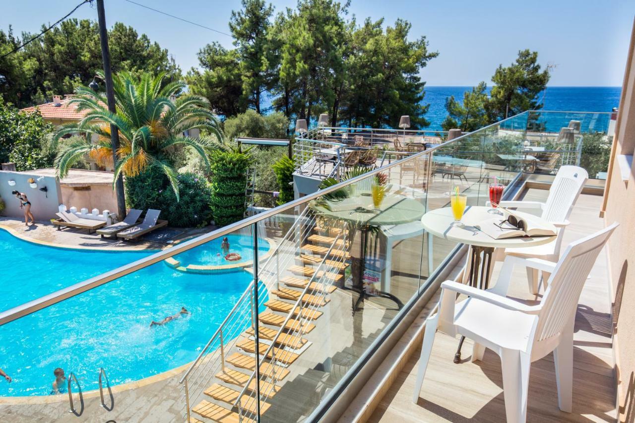 Hotel Potos Buitenkant foto